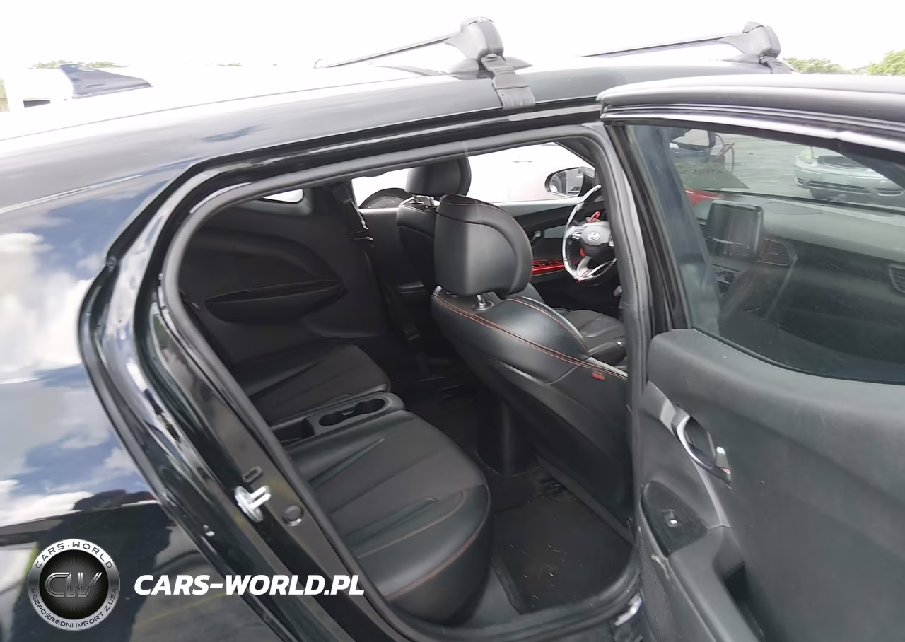 2019 Hyundai Veloster Turbo VIN:KMHTH6ABXKU020157 - 8