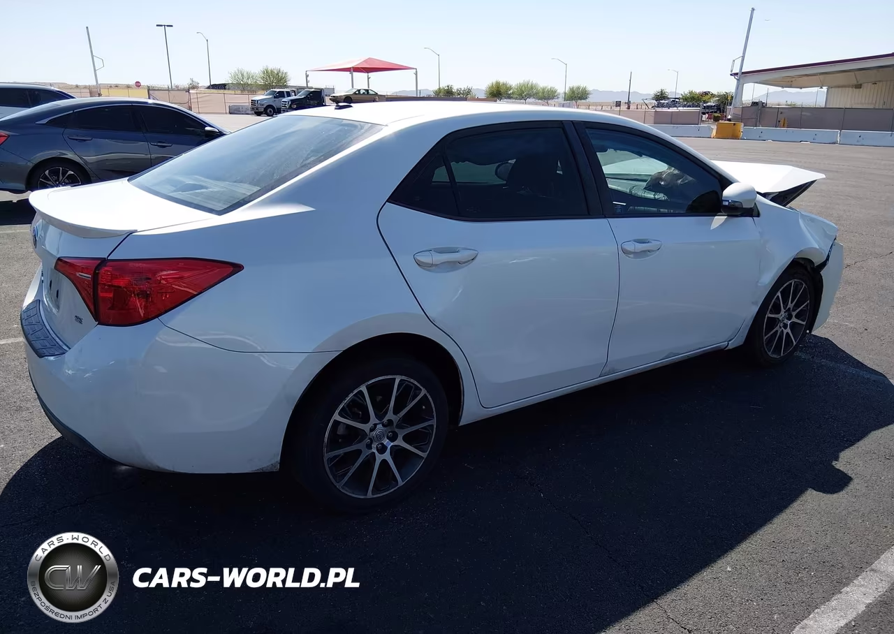 2017 Toyota Corolla Se Special Edition VIN:5YFBURHE8HP630044 - 4