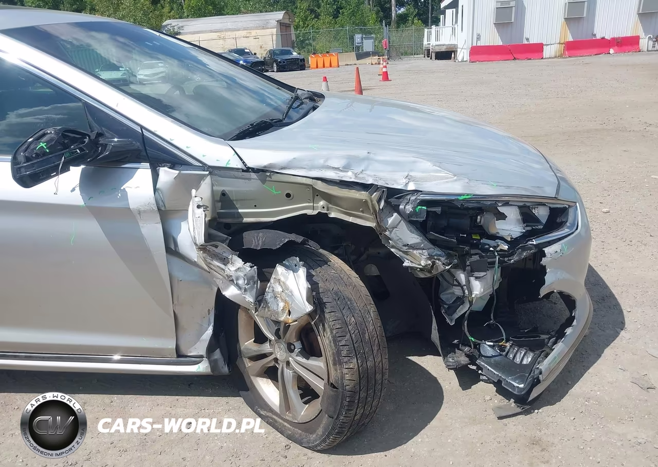2019 Hyundai Sonata Sport VIN:5NPE34AF3KH806749 - 6