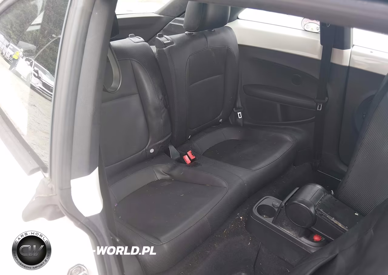 2012 Volkswagen Beetle 2.5L VIN:3VWJX7AT0CM661303 - 8