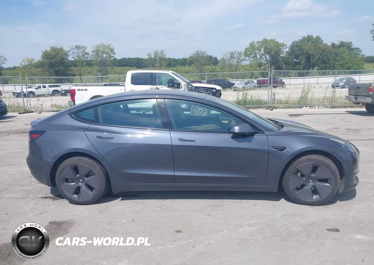 2021 Tesla Model 3 Standard Range Plus Rear-Wheel Drive VIN:5YJ3E1EA4MF085079 - 13