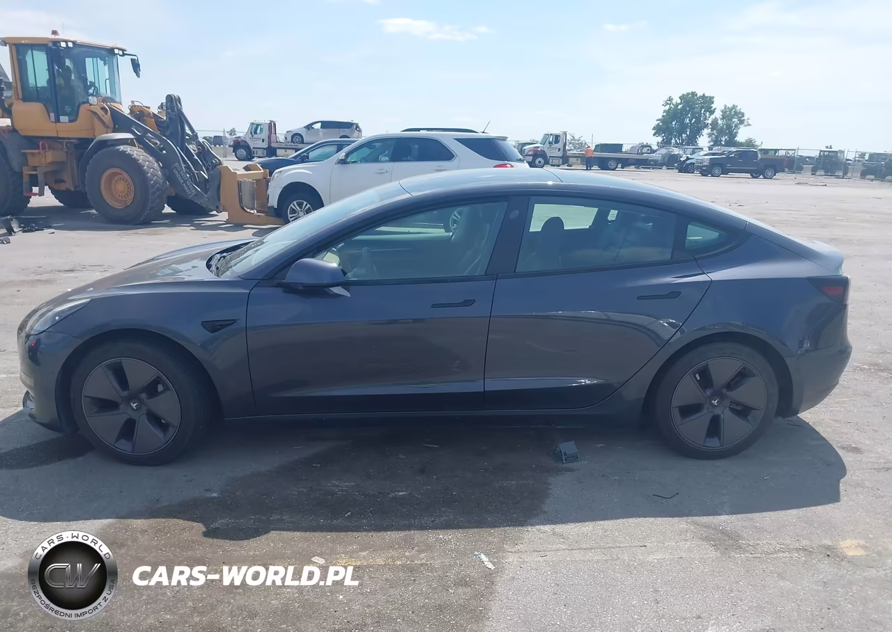 2021 Tesla Model 3 Standard Range Plus Rear-Wheel Drive VIN:5YJ3E1EA4MF085079 - 14