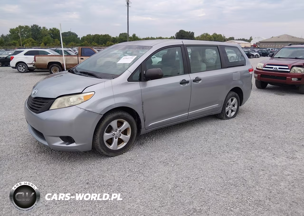 2011 Toyota Sienna VIN:5TDKA3DC9BS006715 - 2