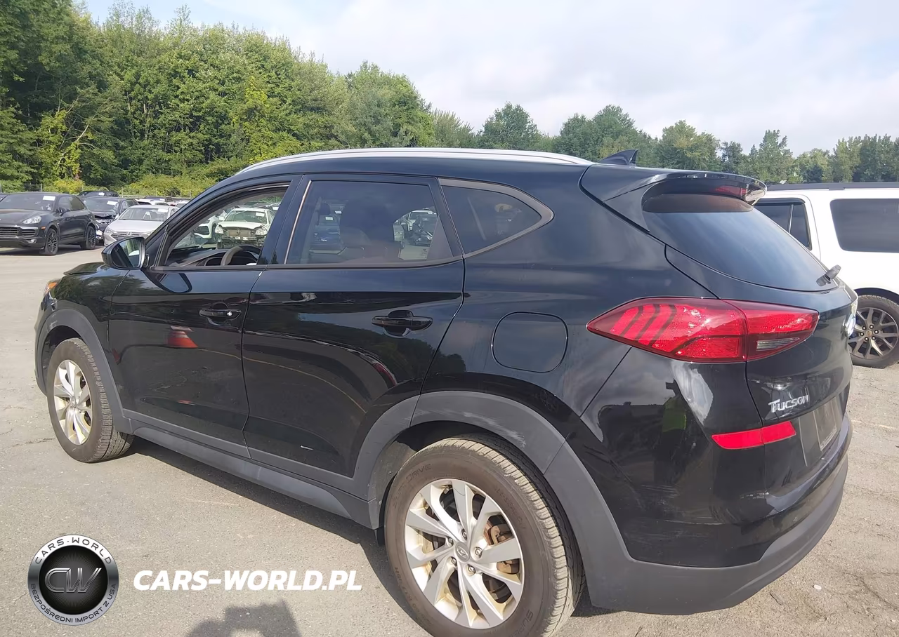 2019 Hyundai Tucson Value VIN:KM8J3CA48KU038856 - 3