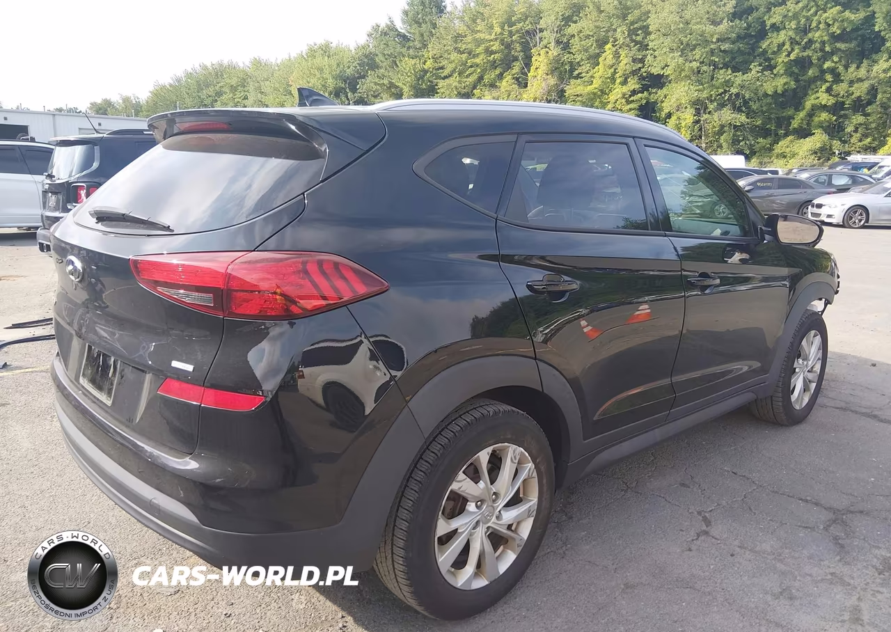 2019 Hyundai Tucson Value VIN:KM8J3CA48KU038856 - 4