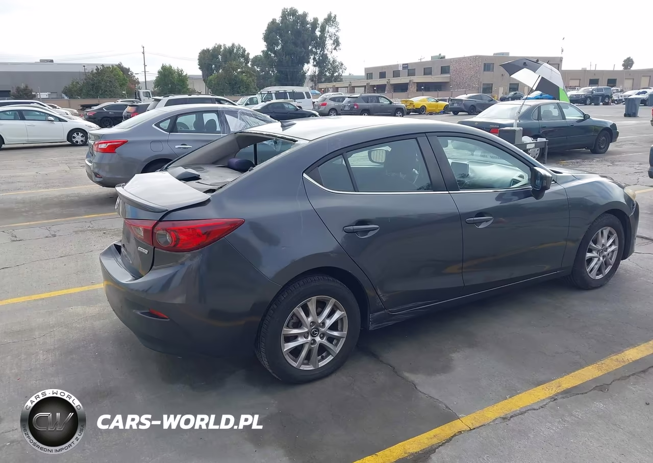 2015 Mazda Mazda3 I Touring VIN:JM1BM1V71F1258443 - 4