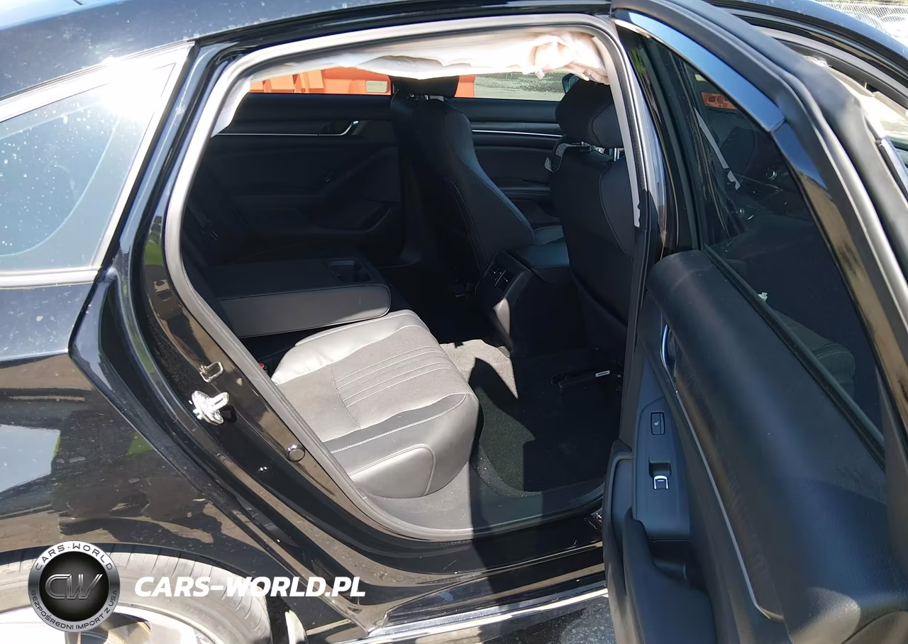 2018 Honda Accord Touring VIN:1HGCV1F94JA192871 - 8