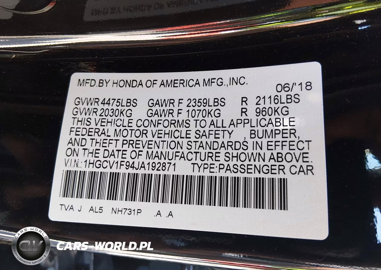 2018 Honda Accord Touring VIN:1HGCV1F94JA192871 - 9