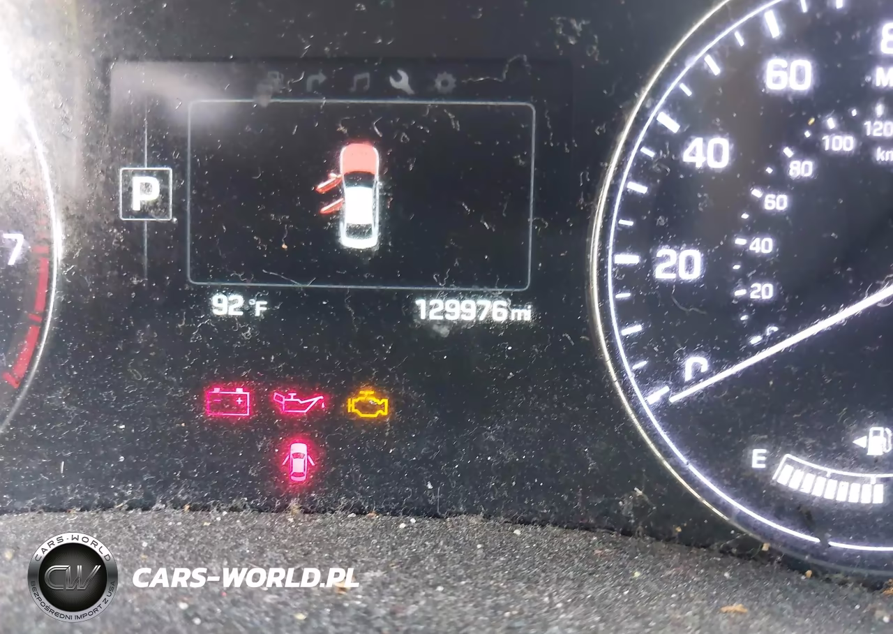 2016 Hyundai Genesis 3.8 VIN:KMHGN4JE8GU111623 - 7