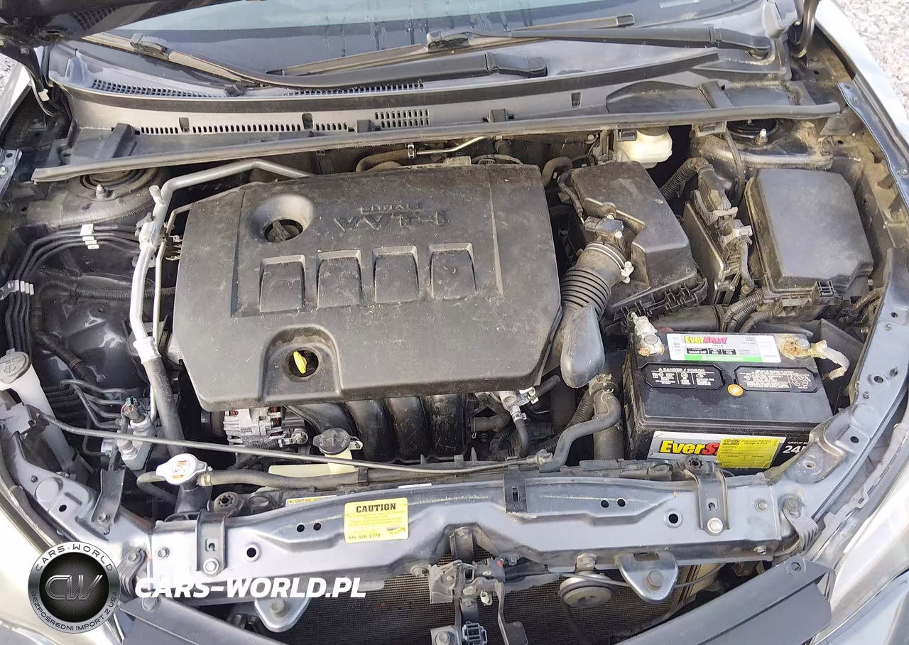 2018 Toyota Corolla Le VIN:5YFBURHE7JP822836 - 10