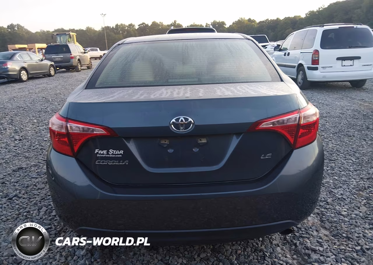 2018 Toyota Corolla Le VIN:5YFBURHE7JP822836 - 15