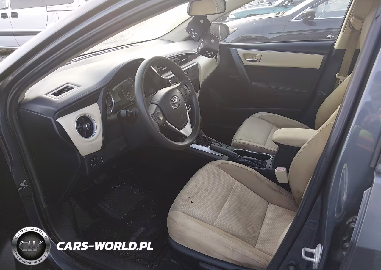 2018 Toyota Corolla Le VIN:5YFBURHE7JP822836 - 5