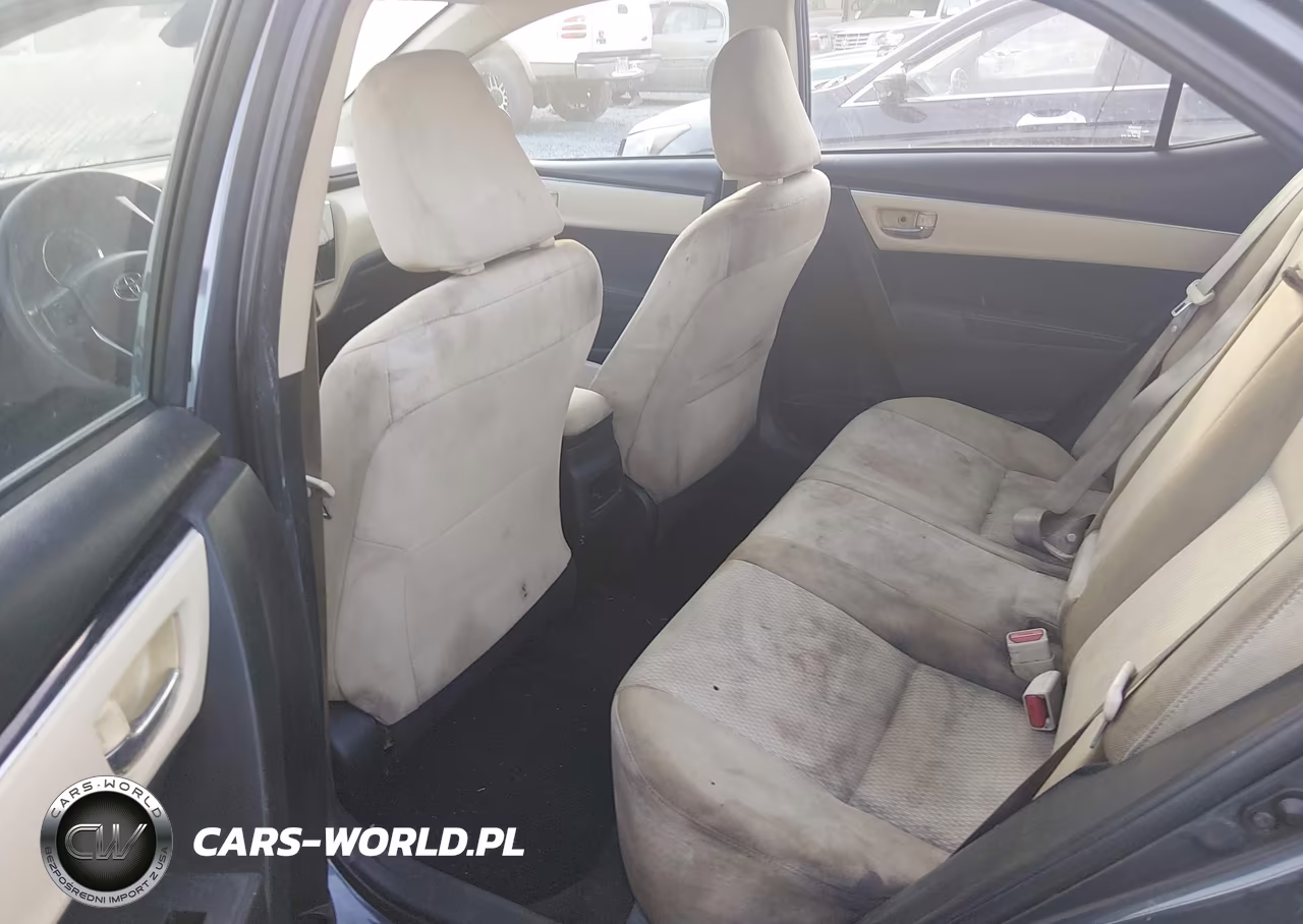 2018 Toyota Corolla Le VIN:5YFBURHE7JP822836 - 8