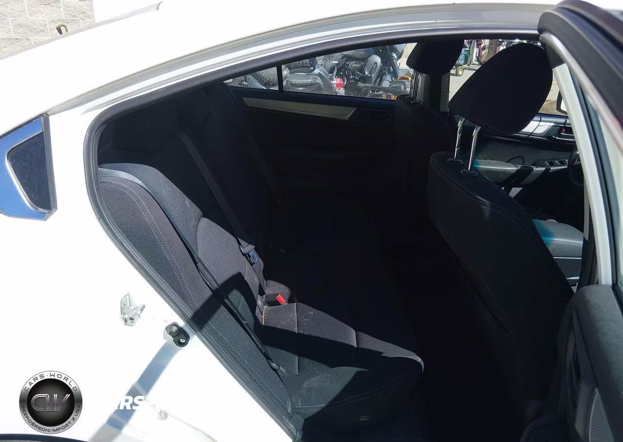 2017 Subaru Legacy 2.5I VIN:4S3BNAB60H3060940 - 8