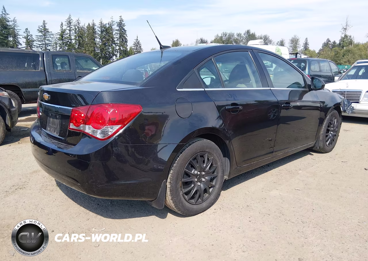 2012 Chevrolet Cruze Ls VIN:1G1PC5SH3C7175949 - 4