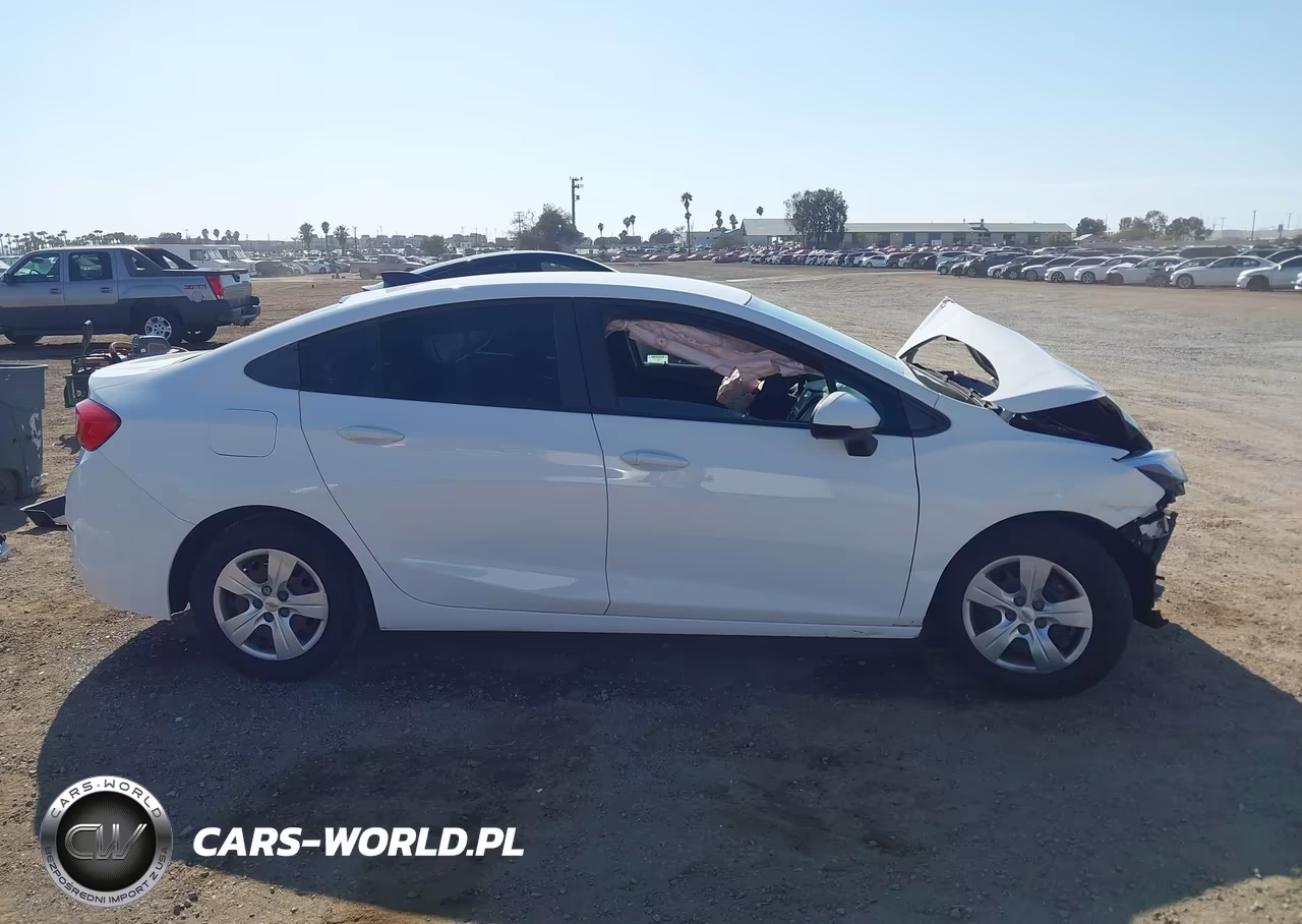 2018 Chevrolet Cruze Ls Auto VIN:1G1BC5SM6J7220984 - 13