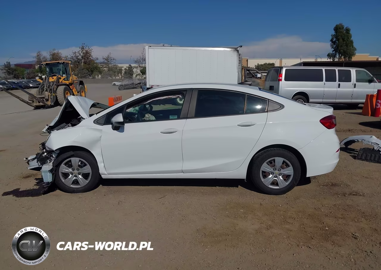 2018 Chevrolet Cruze Ls Auto VIN:1G1BC5SM6J7220984 - 14