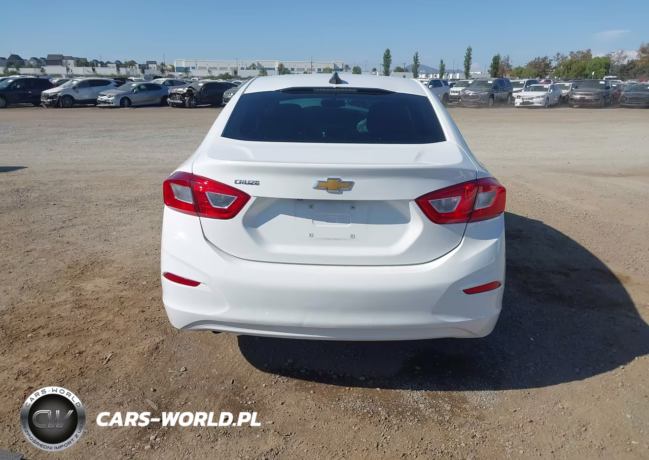 2018 Chevrolet Cruze Ls Auto VIN:1G1BC5SM6J7220984 - 16