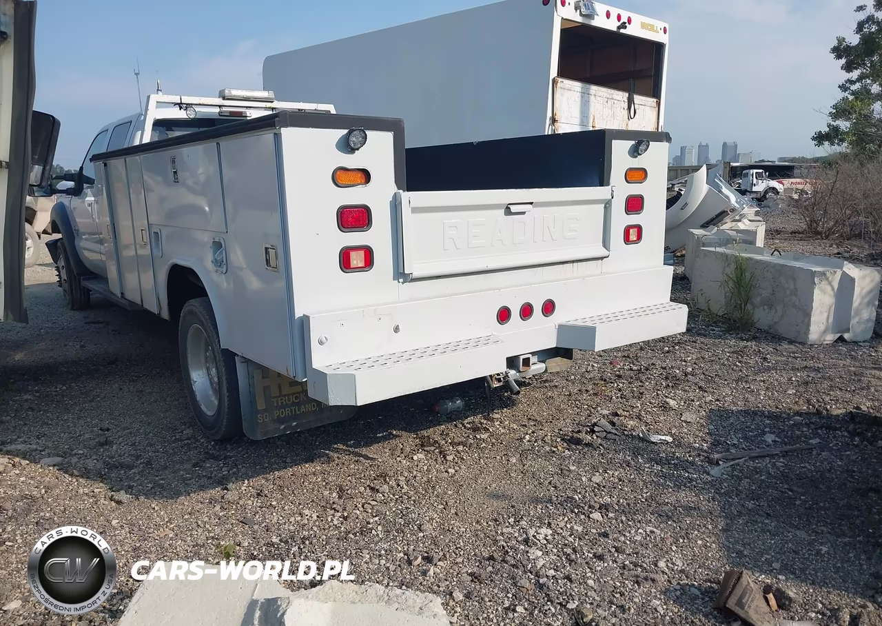 2014 Ford F-550 Chassis Lariat VIN:1FD0W5HT3EEB82843 - 3