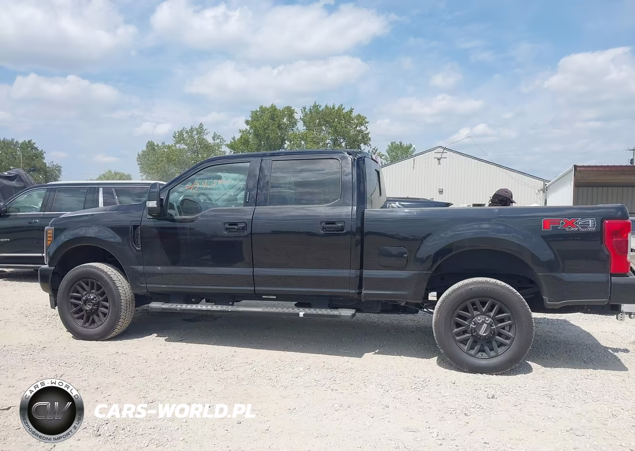 2019 Ford F250 Super Duty VIN:1FT7W2B62KEE52029 - 14