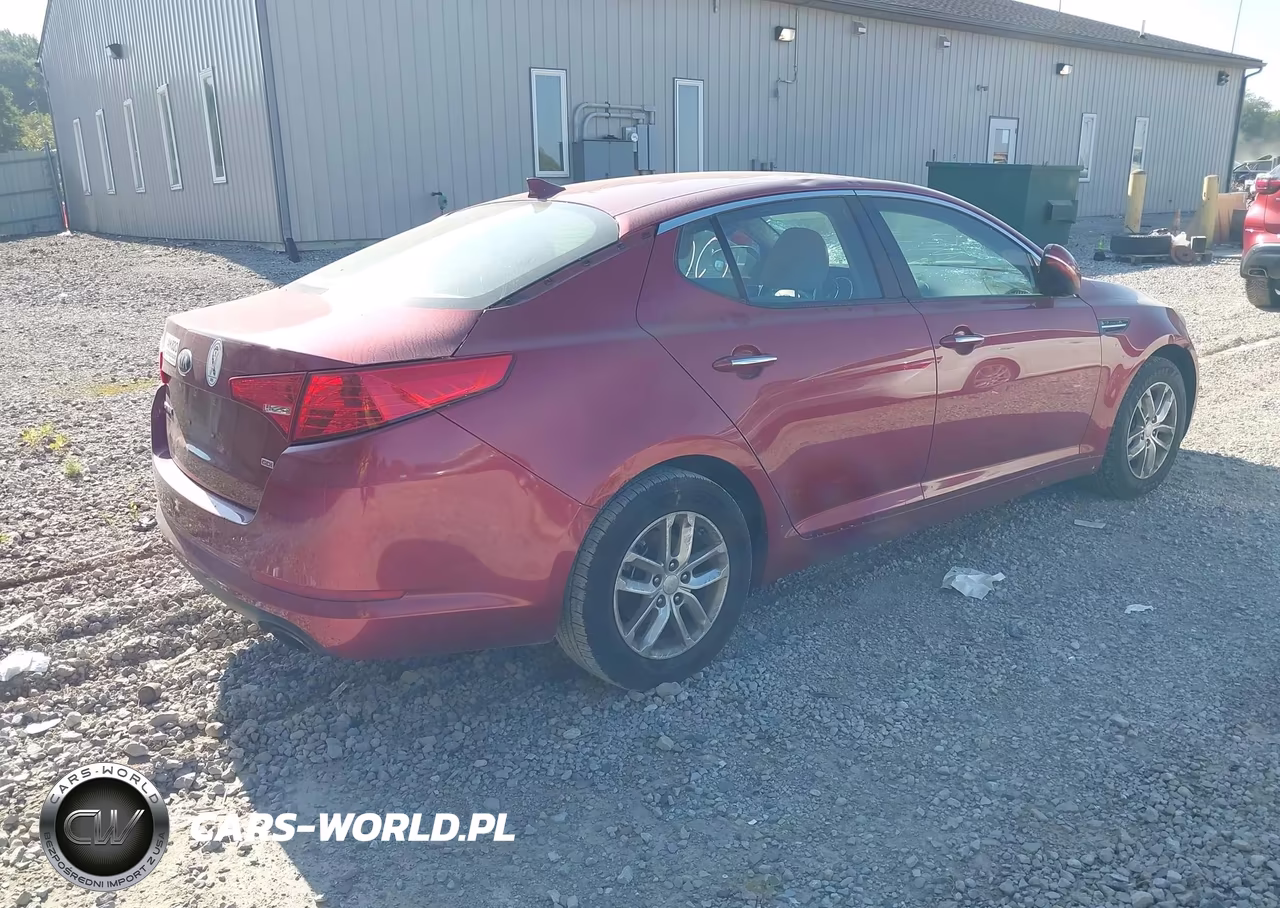 2013 Kia Optima Lx VIN:5XXGM4A79DG220389 - 4