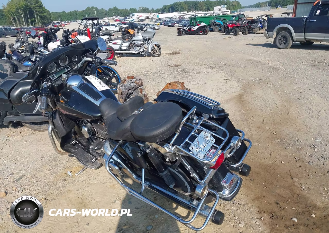 2008 Harley-Davidson Flht Classic VIN:1HD1FF4108Y639922 - 3