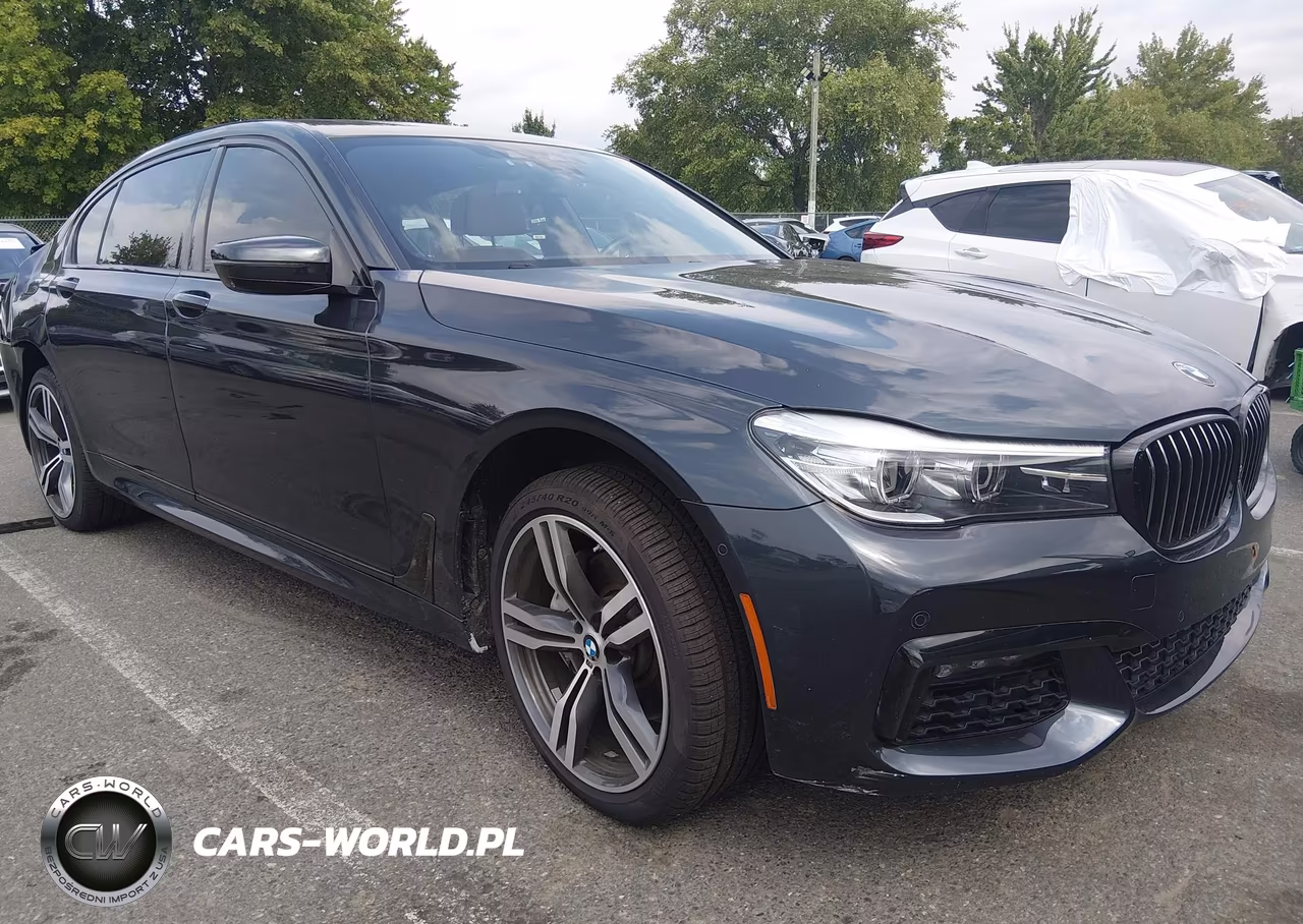 2017 BMW 740I