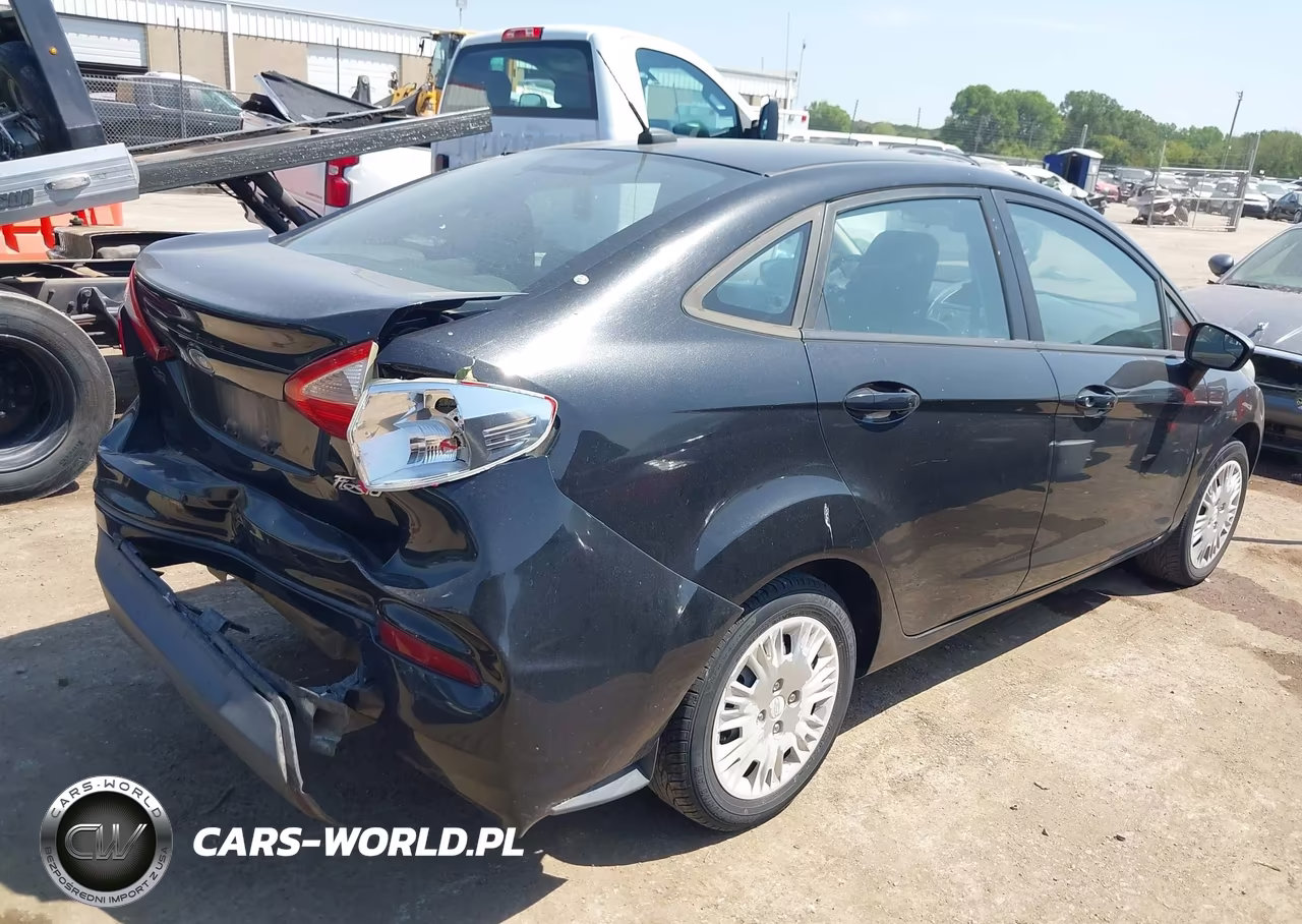 2014 Ford Fiesta S VIN:3FADP4AJOEM132696 - 4