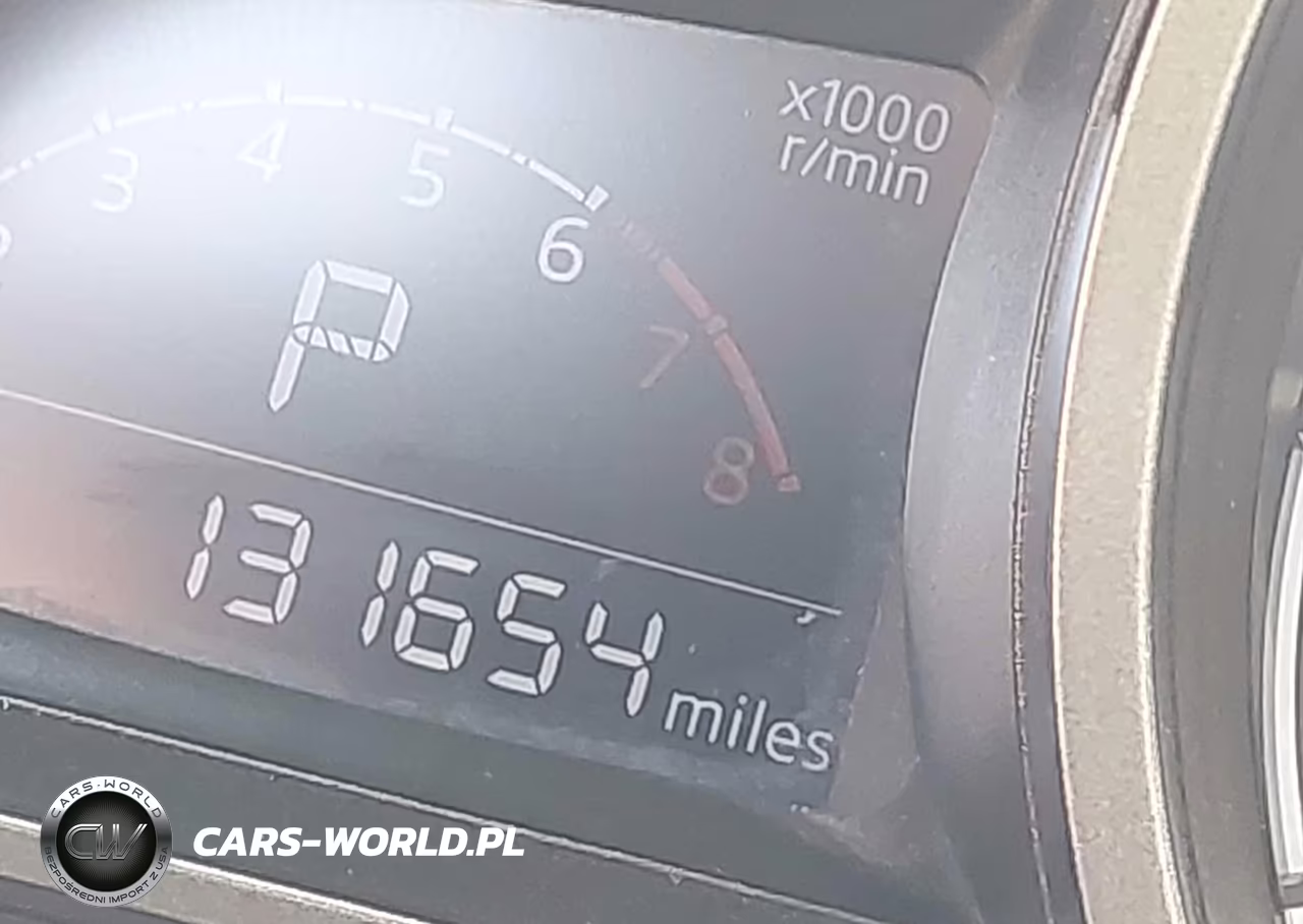 2018 Mazda Mazda3 Touring VIN:3MZBN1L36JM250750 - 15