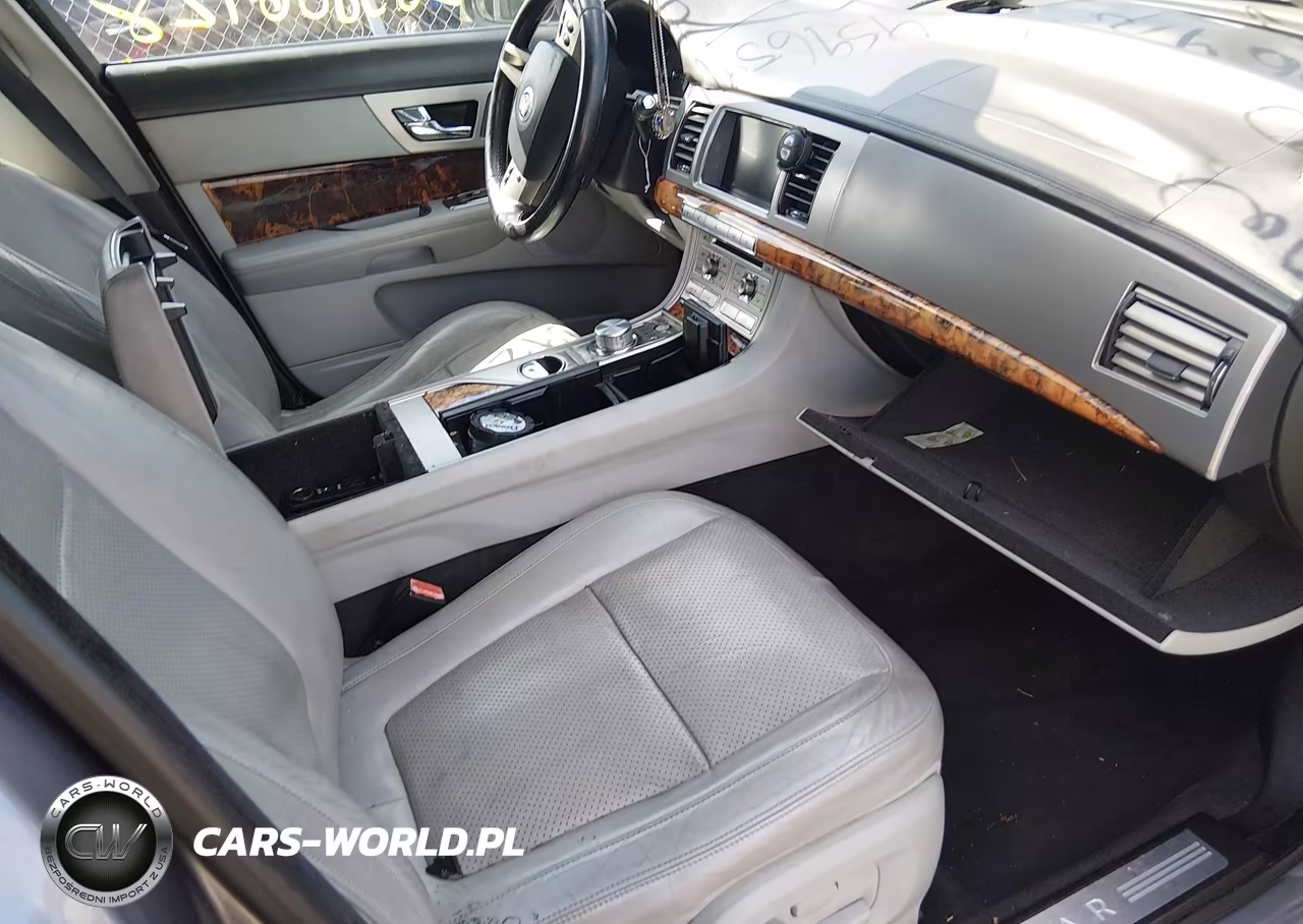 2009 Jaguar Xf Premium Luxury VIN:SAJWA06B29HR46326 - 5