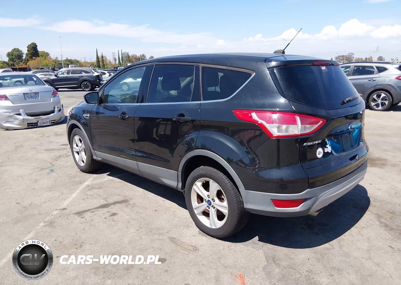 2015 Ford Escape Se VIN:1FMCU0G71FUC43446 - 3