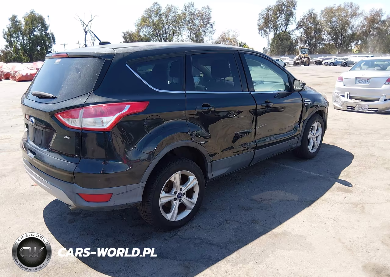 2015 Ford Escape Se VIN:1FMCU0G71FUC43446 - 4