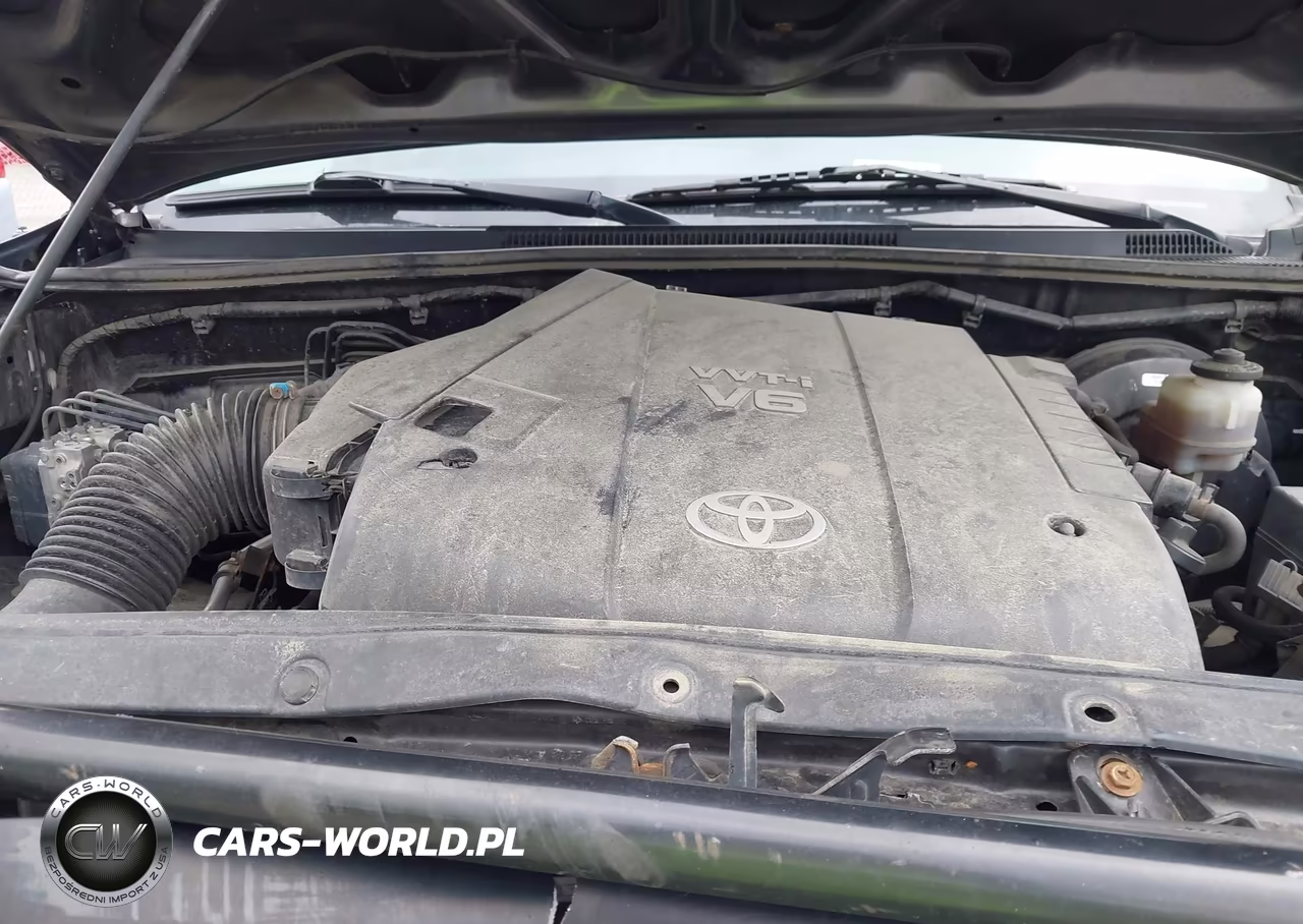 2011 Toyota Tacoma Base V6 VIN:3TMLU4EN3BM065700 - 10