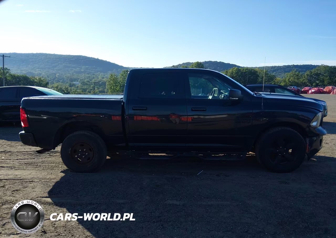 2018 Ram 1500 Big Horn 4X4 5'7 Box VIN:1C6RR7LG2JS140840 - 14