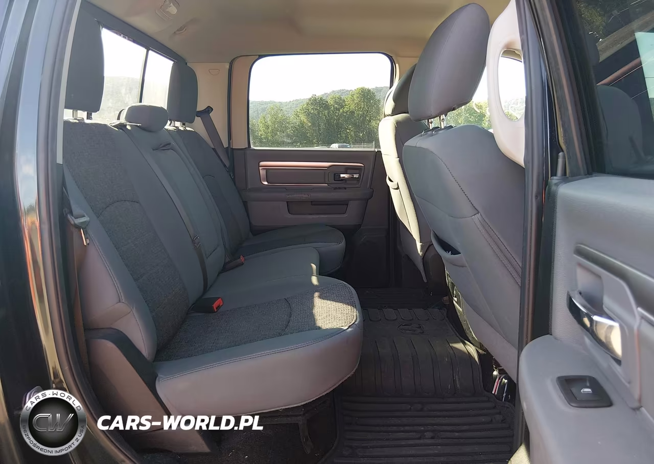 2018 Ram 1500 Big Horn 4X4 5'7 Box VIN:1C6RR7LG2JS140840 - 8