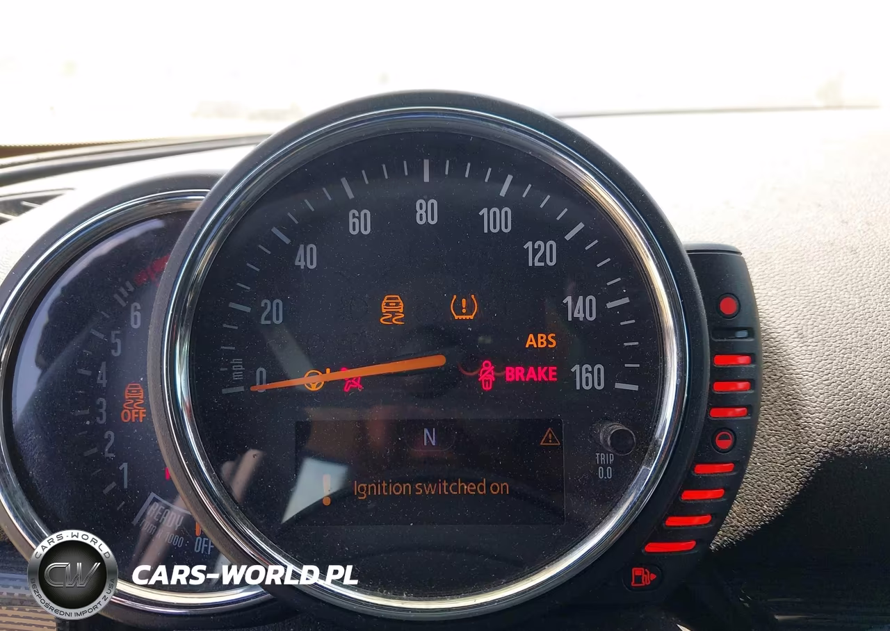 2016 Mini Clubman Cooper VIN:WMWLN5C5XG2B35259 - 7