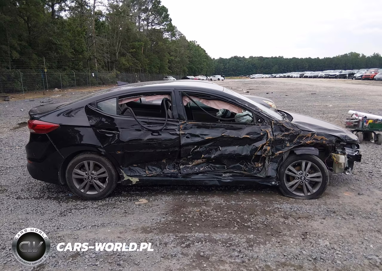2018 Hyundai Elantra Sel VIN:5NPD84LFXJH390465 - 14