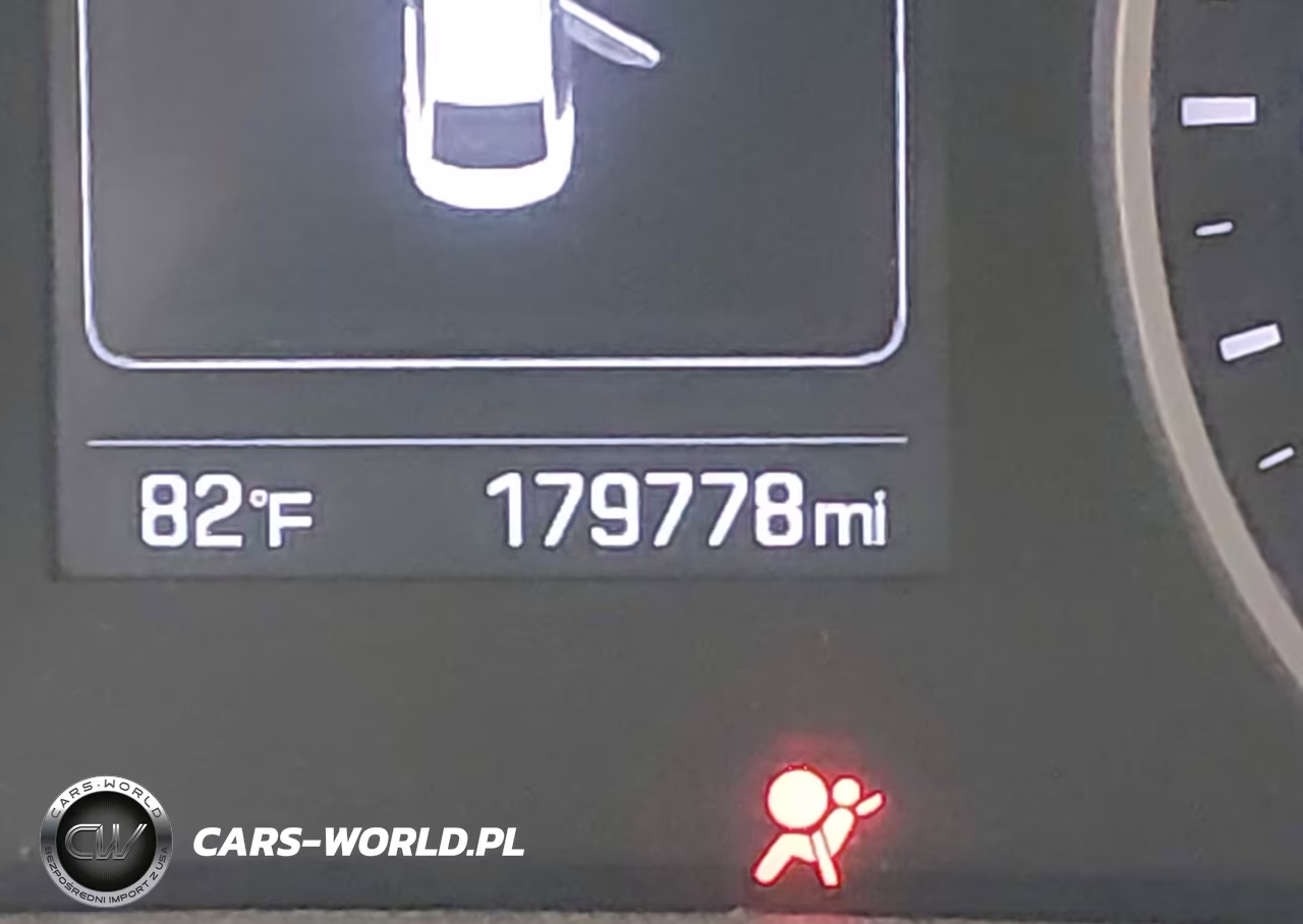 2018 Hyundai Elantra Sel VIN:5NPD84LFXJH390465 - 16