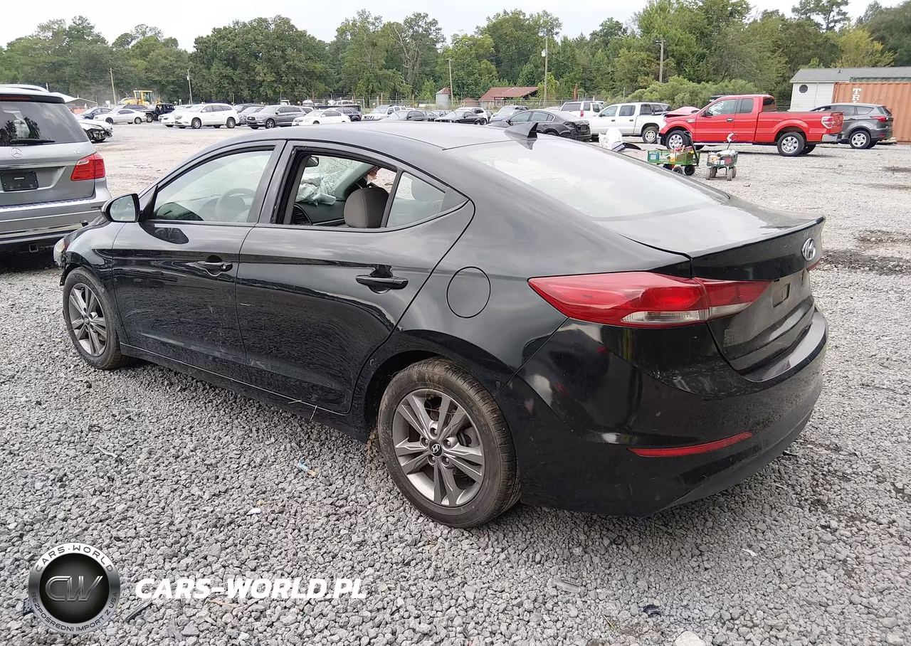 2018 Hyundai Elantra Sel VIN:5NPD84LFXJH390465 - 3