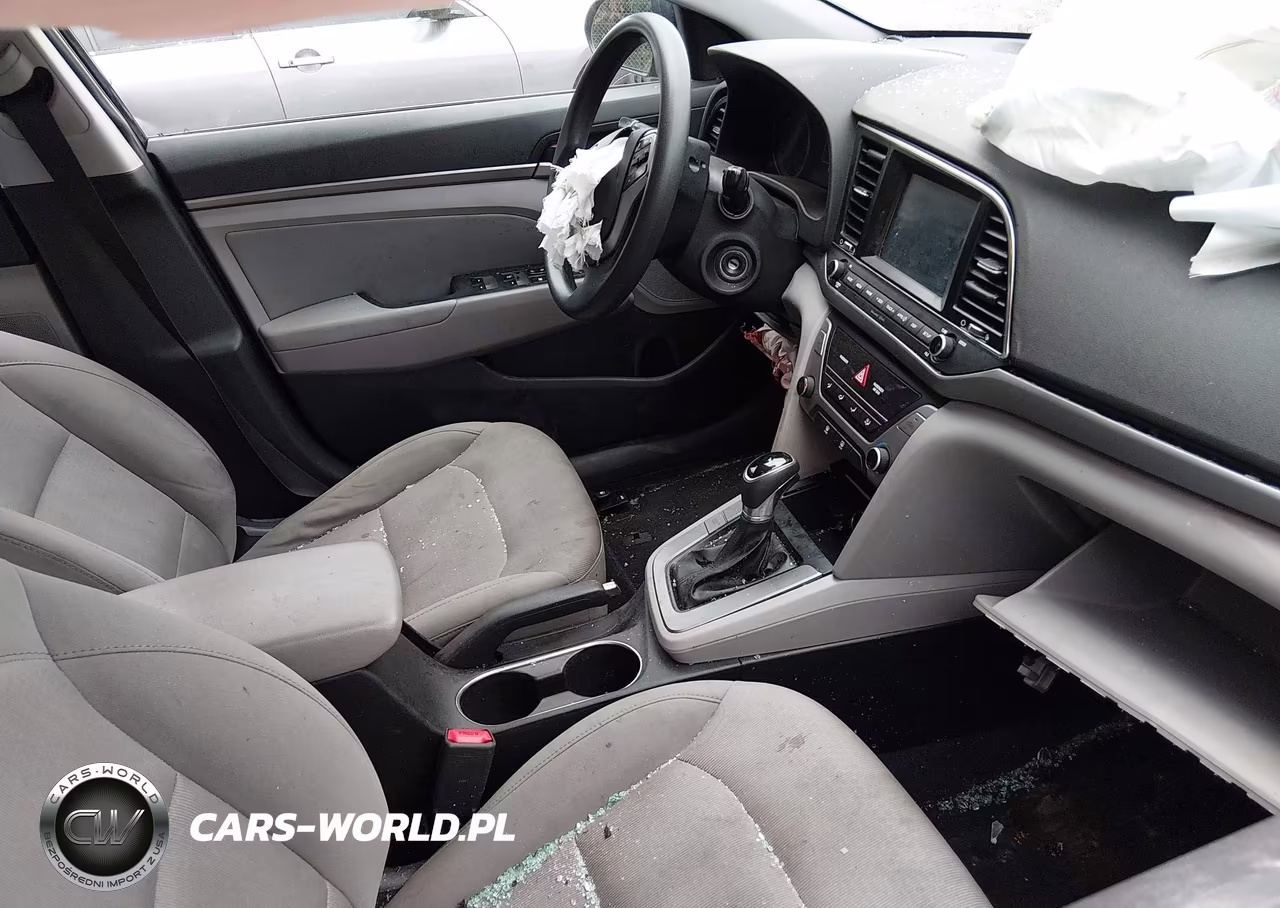 2018 Hyundai Elantra Sel VIN:5NPD84LFXJH390465 - 5