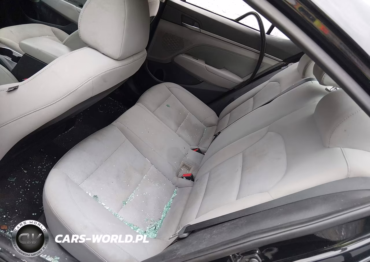 2018 Hyundai Elantra Sel VIN:5NPD84LFXJH390465 - 8