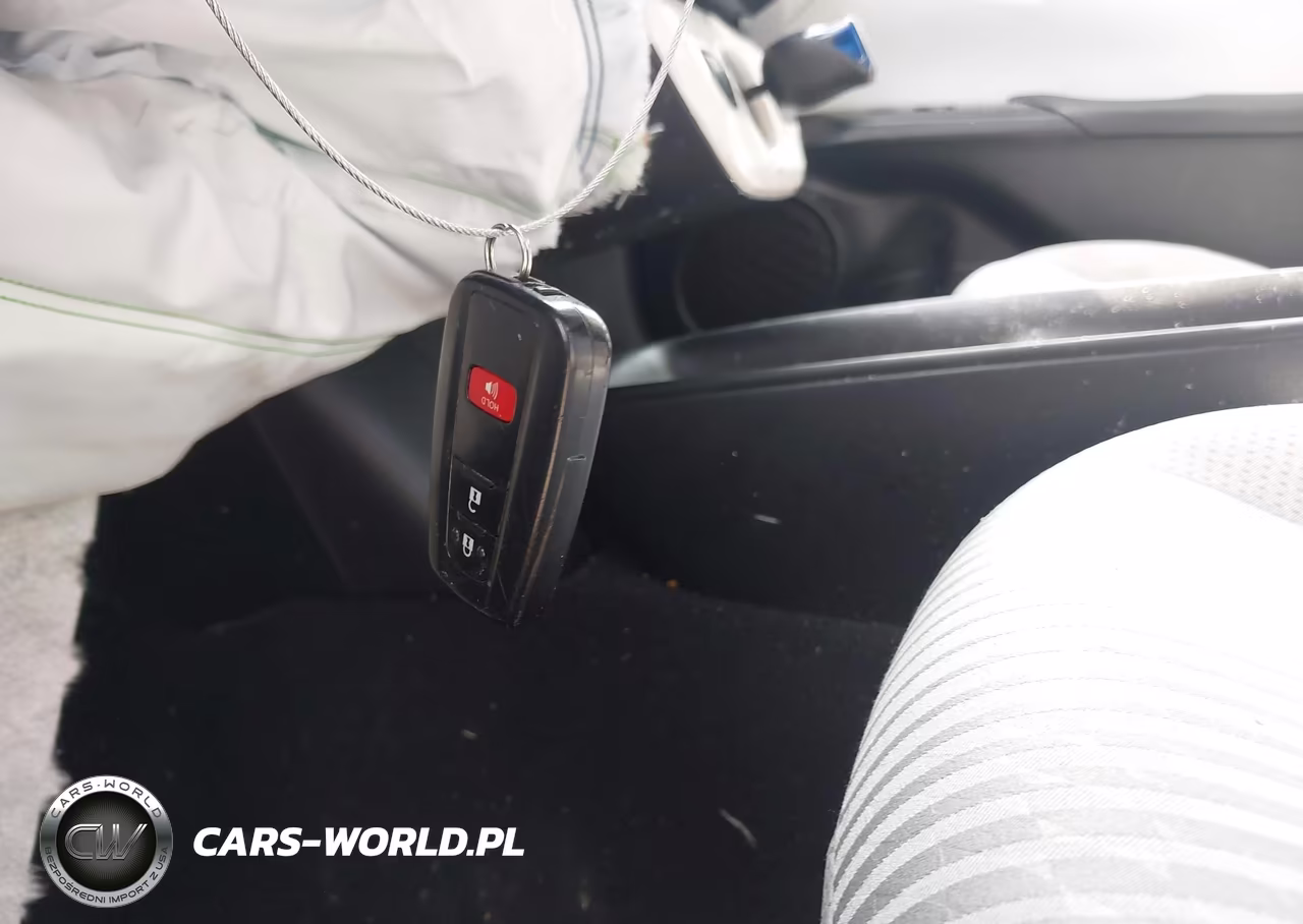 2016 Toyota Prius Two VIN:JTDKBRFU0G3020288 - 11