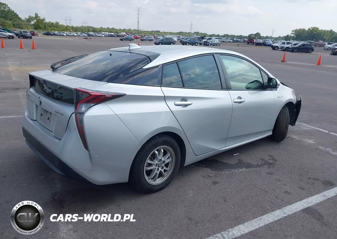 2016 Toyota Prius Two VIN:JTDKBRFU0G3020288 - 4