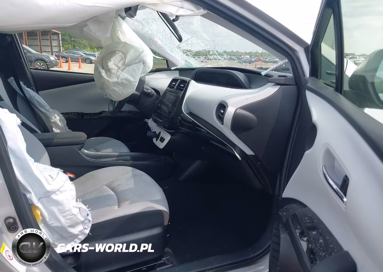 2016 Toyota Prius Two VIN:JTDKBRFU0G3020288 - 5