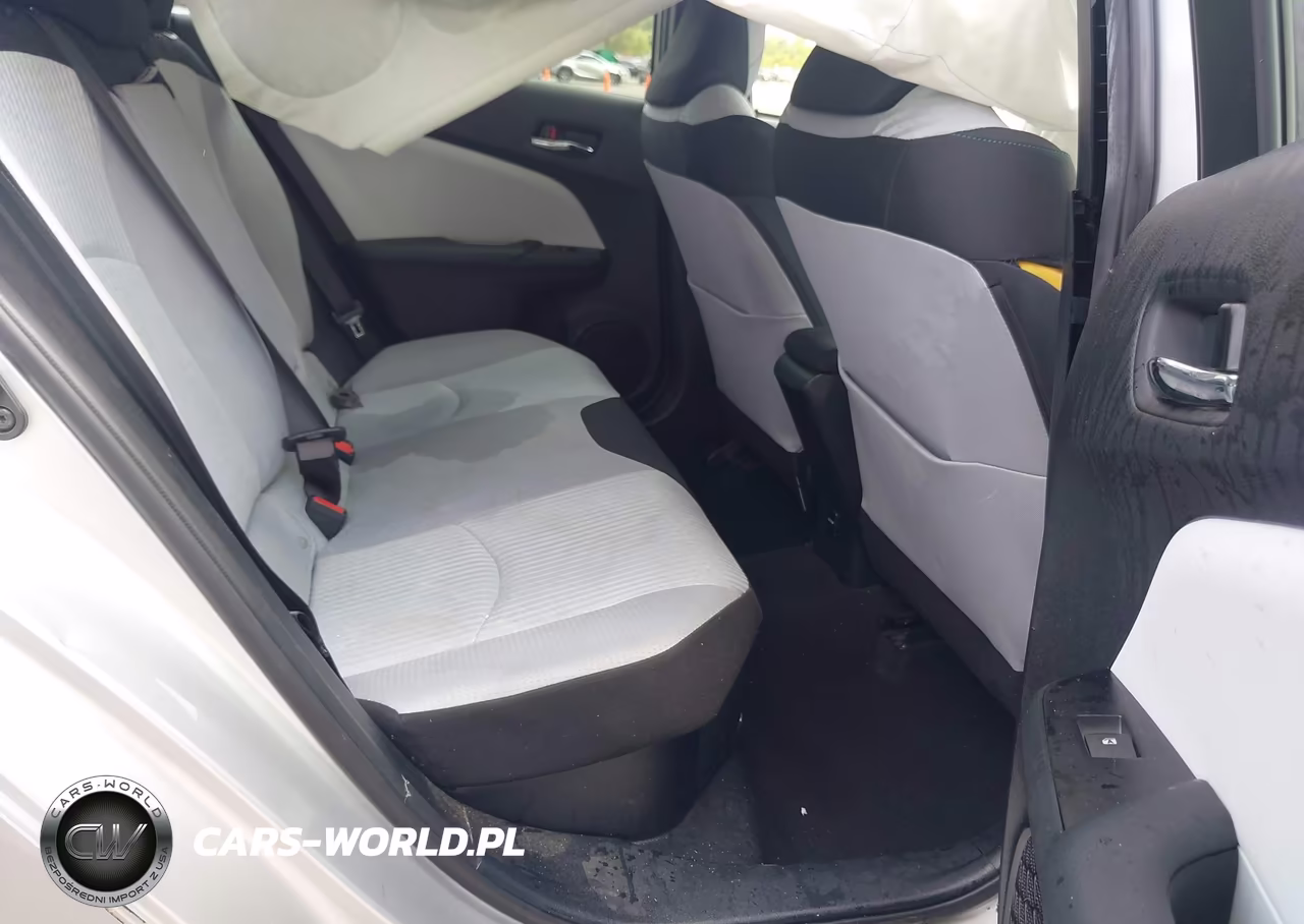 2016 Toyota Prius Two VIN:JTDKBRFU0G3020288 - 8