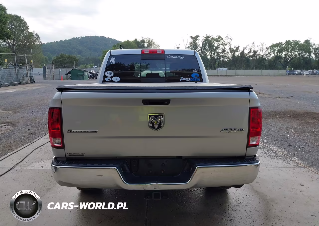 2015 Ram 1500 Outdoorsman VIN:1C6RR7LG1FS563903 - 16