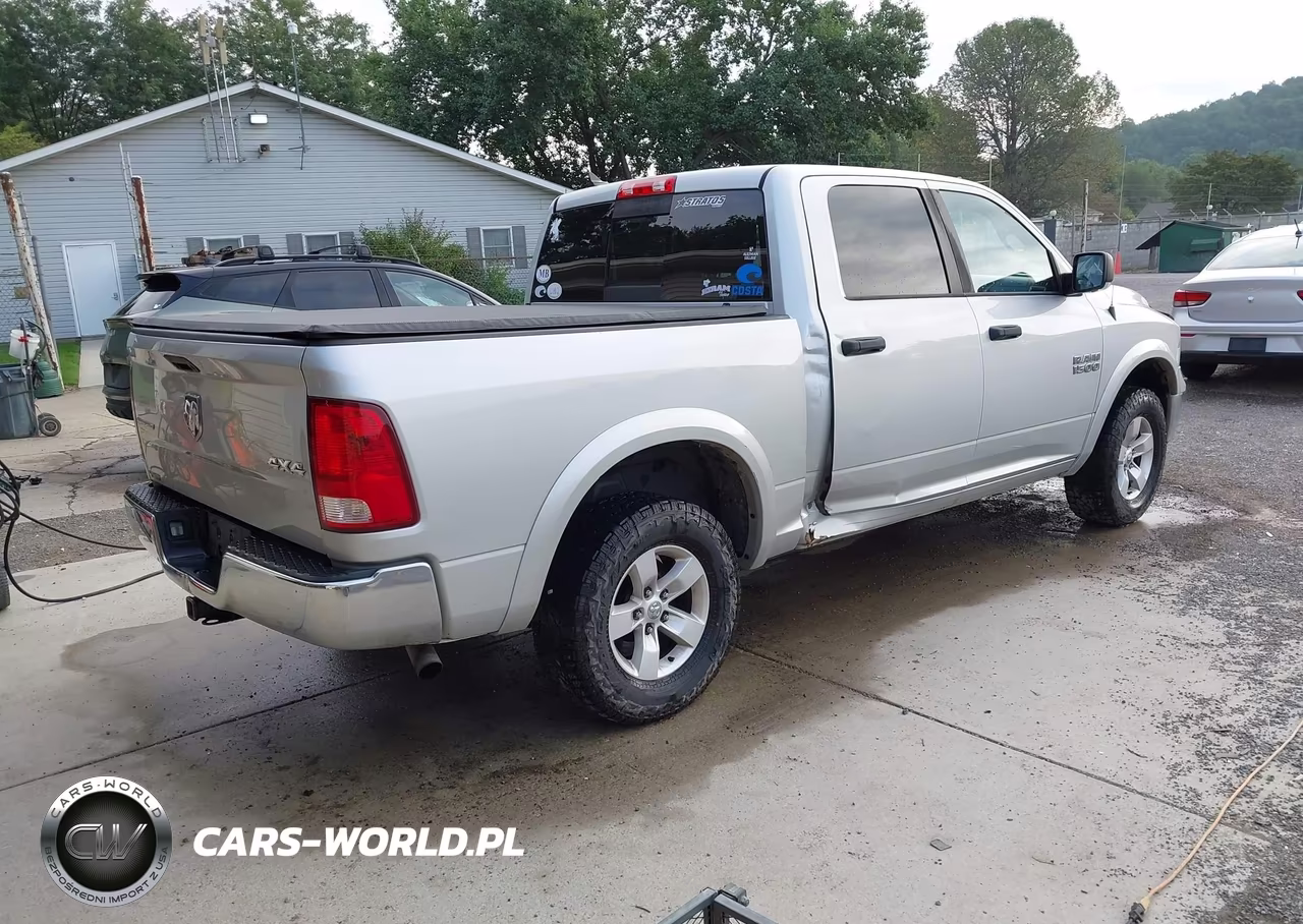 2015 Ram 1500 Outdoorsman VIN:1C6RR7LG1FS563903 - 4