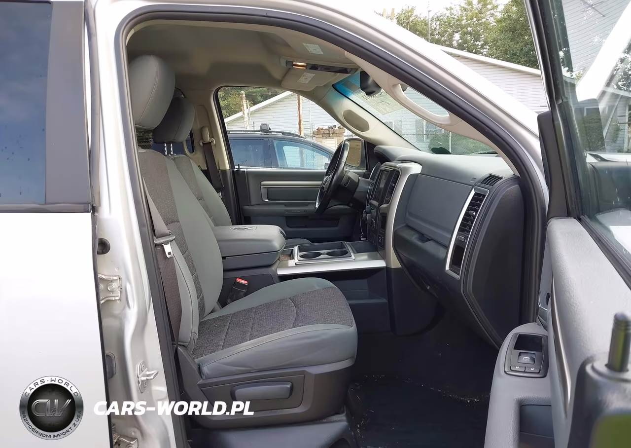 2015 Ram 1500 Outdoorsman VIN:1C6RR7LG1FS563903 - 5