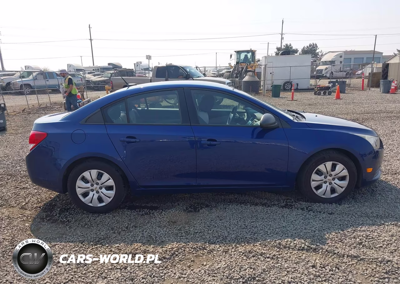 2013 Chevrolet Cruze Ls Auto VIN:1G1PA5SG9D7236459 - 13