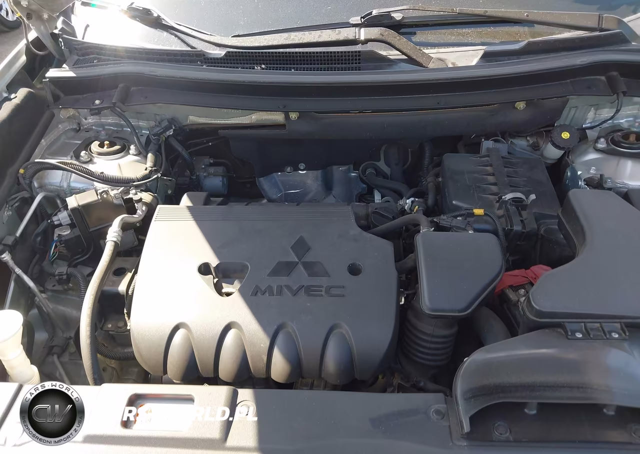 2020 Mitsubishi Outlander Le 2.4-Se 2.4-Sel 2.4-Sp 2.4 VIN:JA4AD3A33LZ036648 - 10